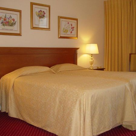 Cavalieri Hotel Corfu  객실 사진
