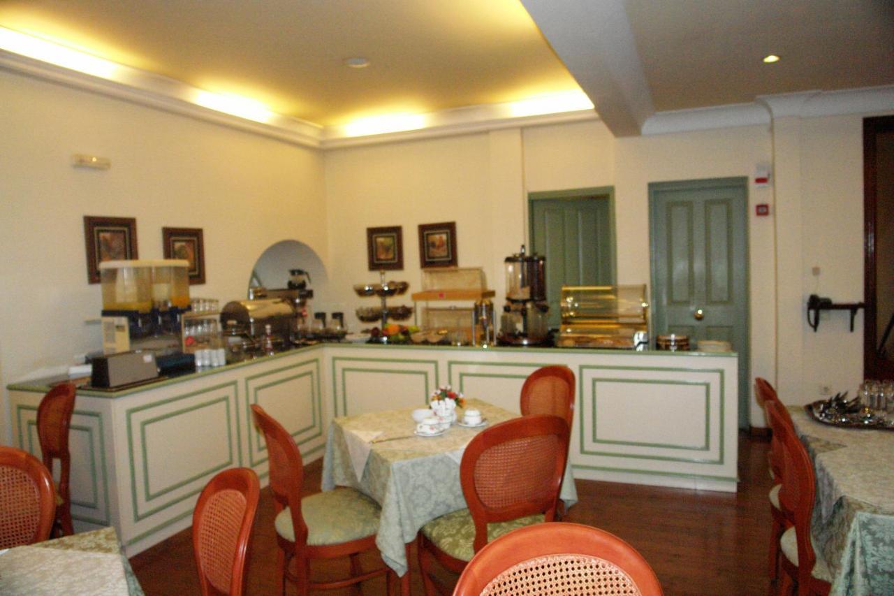 Cavalieri Hotel Corfu  외부 사진