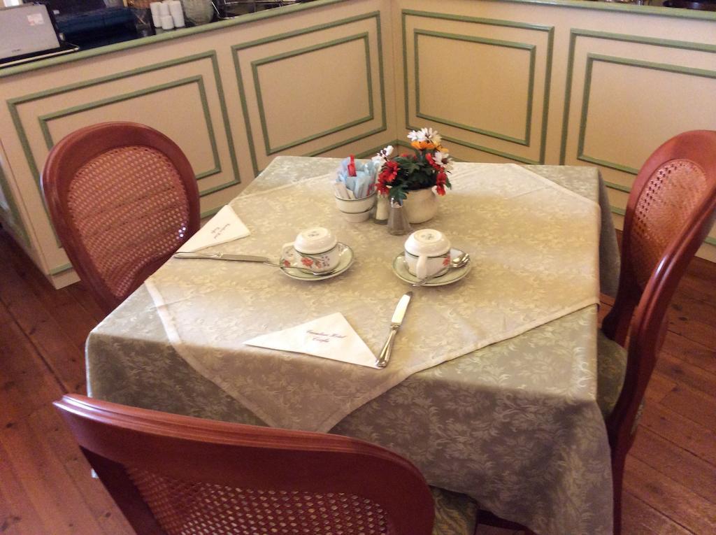 Cavalieri Hotel Corfu  외부 사진