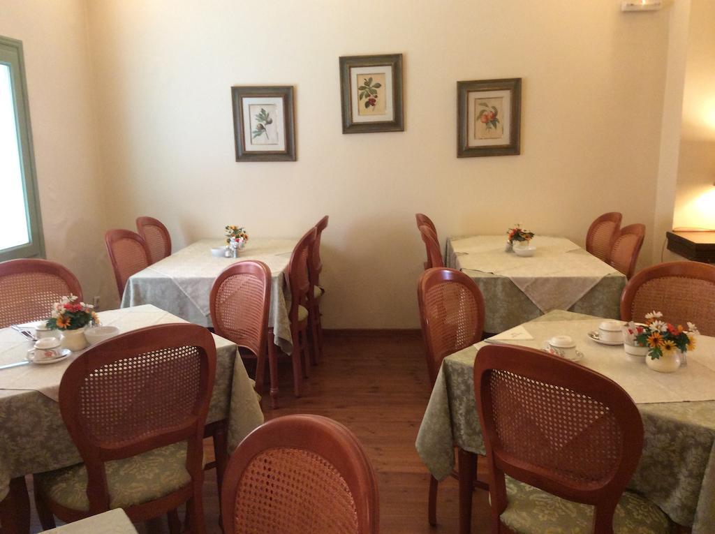 Cavalieri Hotel Corfu  외부 사진